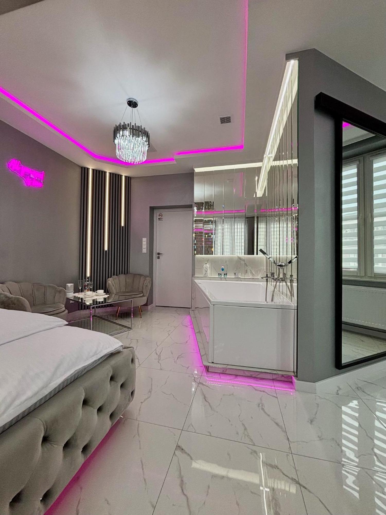 Apartament "Prezydencki Deluxe" Centrum Z Duza Wanna Dla Dwojga เนียซนอ ภายนอก รูปภาพ